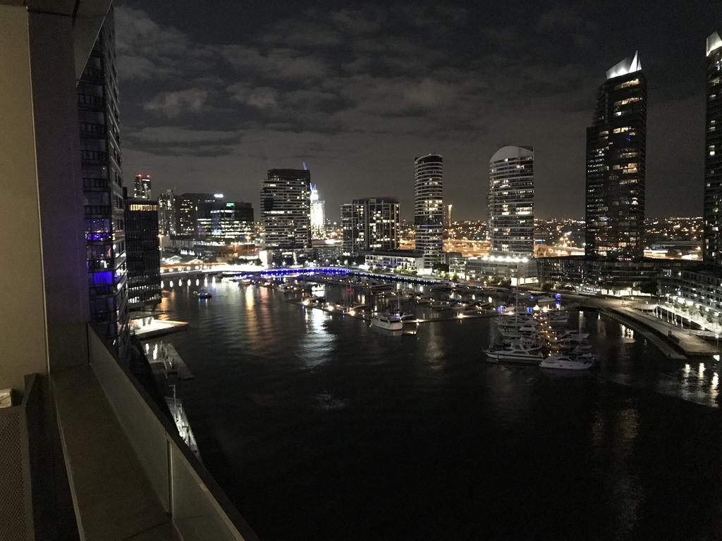 Melbourne Private Apartments - Collins Street Waterfront, Docklands Exteriör bild